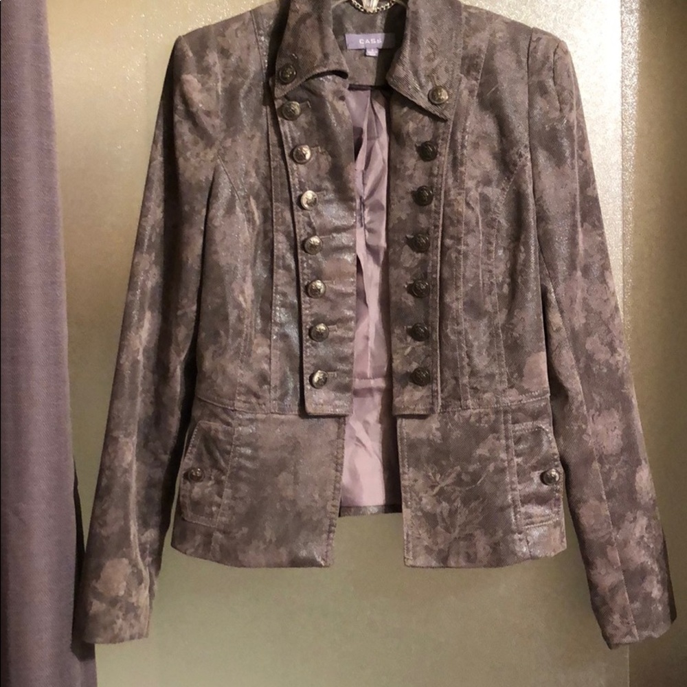 Absolutely stunning and is a favorite size small